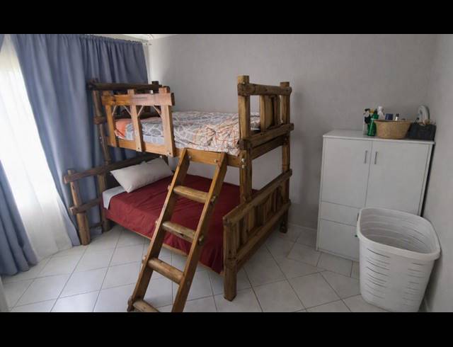 3 BEDROOM HOUSE FOR SALE IN BRACKENHURST